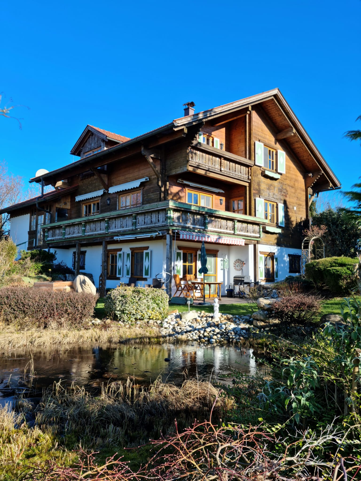 Charmantes gepflegtes Landhaus am Balkon von Schärding, top-Aussichtslage, 185 m2 WNfl, 800 m2 Grund, Sauna, Biotop